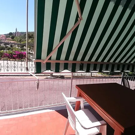 Rum i privatbostad Guesthouse Alassio