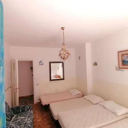 Kwatera prywatna Guesthouse *