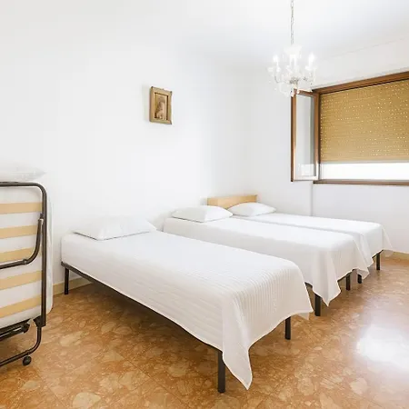 Проживание в семье Guesthouse *