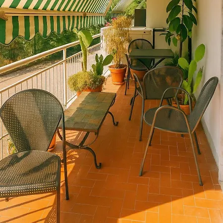 Guesthouse Проживание в семье *